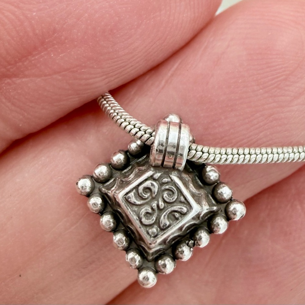 Retired Brighton Twinkle Necklace‎ Diamond Crystal Square w/ Silver Snake Chain - Picture 4 of 6